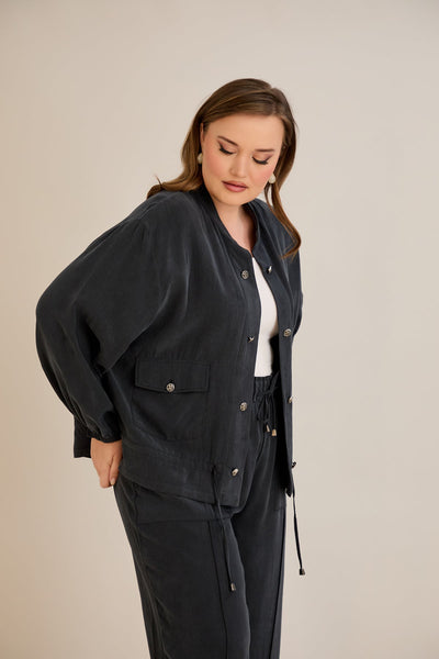 Lyocell Set aus 2 Teilen: Hose + Jacke - Schwarz 10810