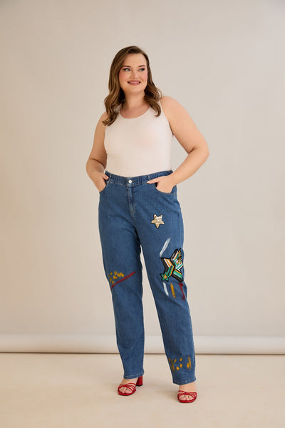 Jeans mit Applikationen und elastischem Bund