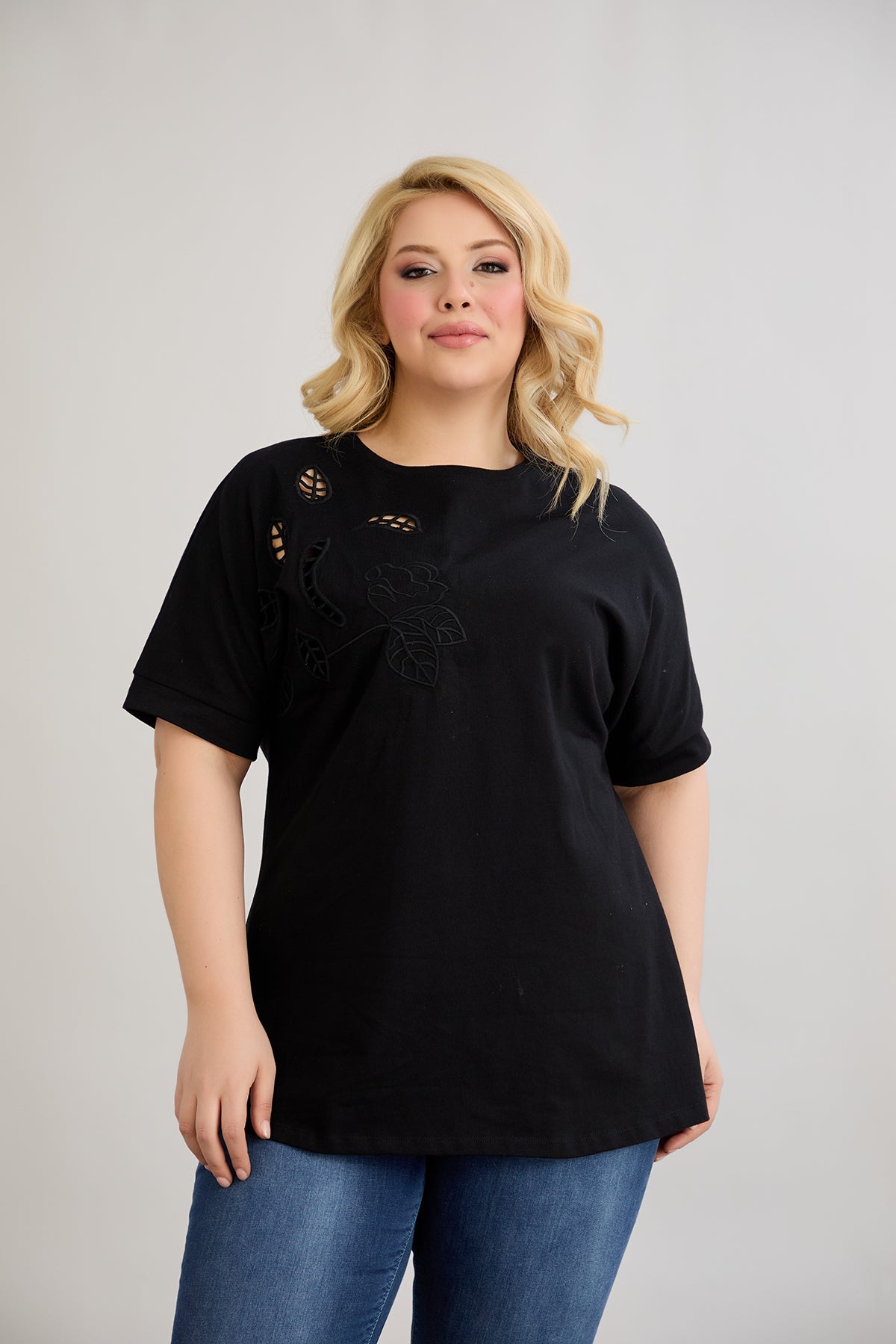 Baumwollbluse mit angeschnittener Stickerei - Schwarz