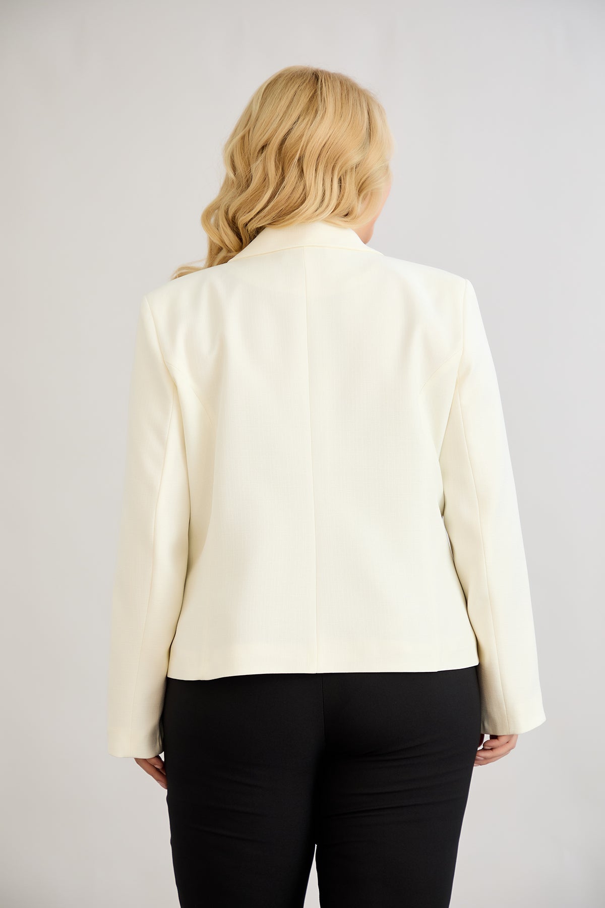 Moderne Kurzjacke  - Champaignfarbe