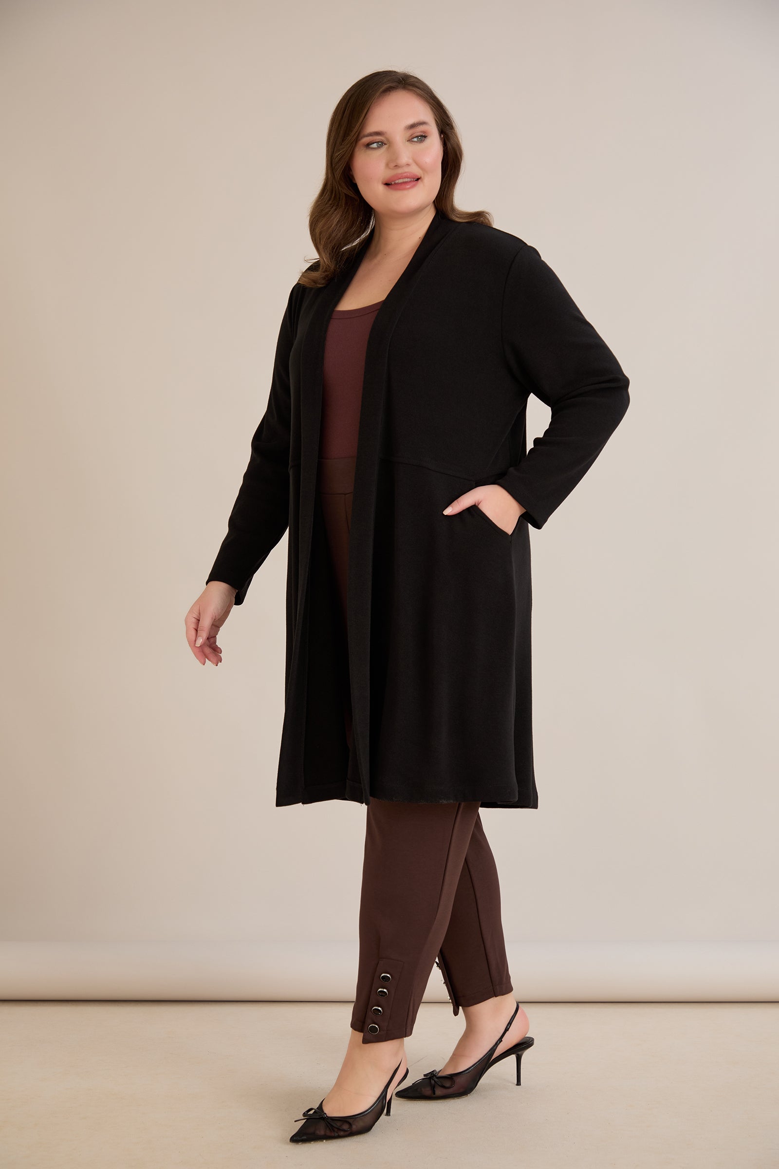 Langer Cape-Cardigan - Schwarz – Schwarz