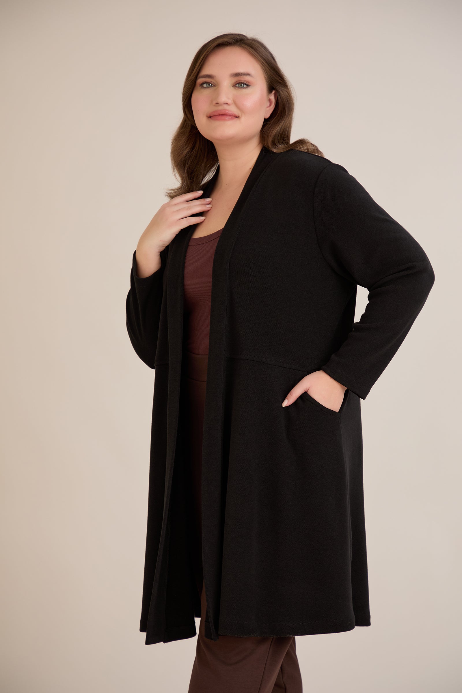 Langer Cape-Cardigan - Schwarz – Schwarz