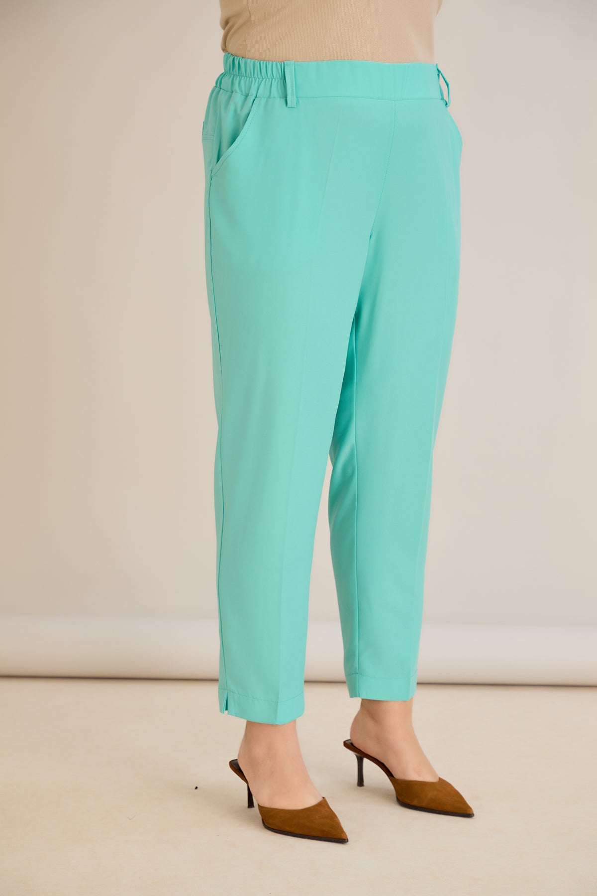 Leichte, elastische Sommerhose - Aqua – Aqua