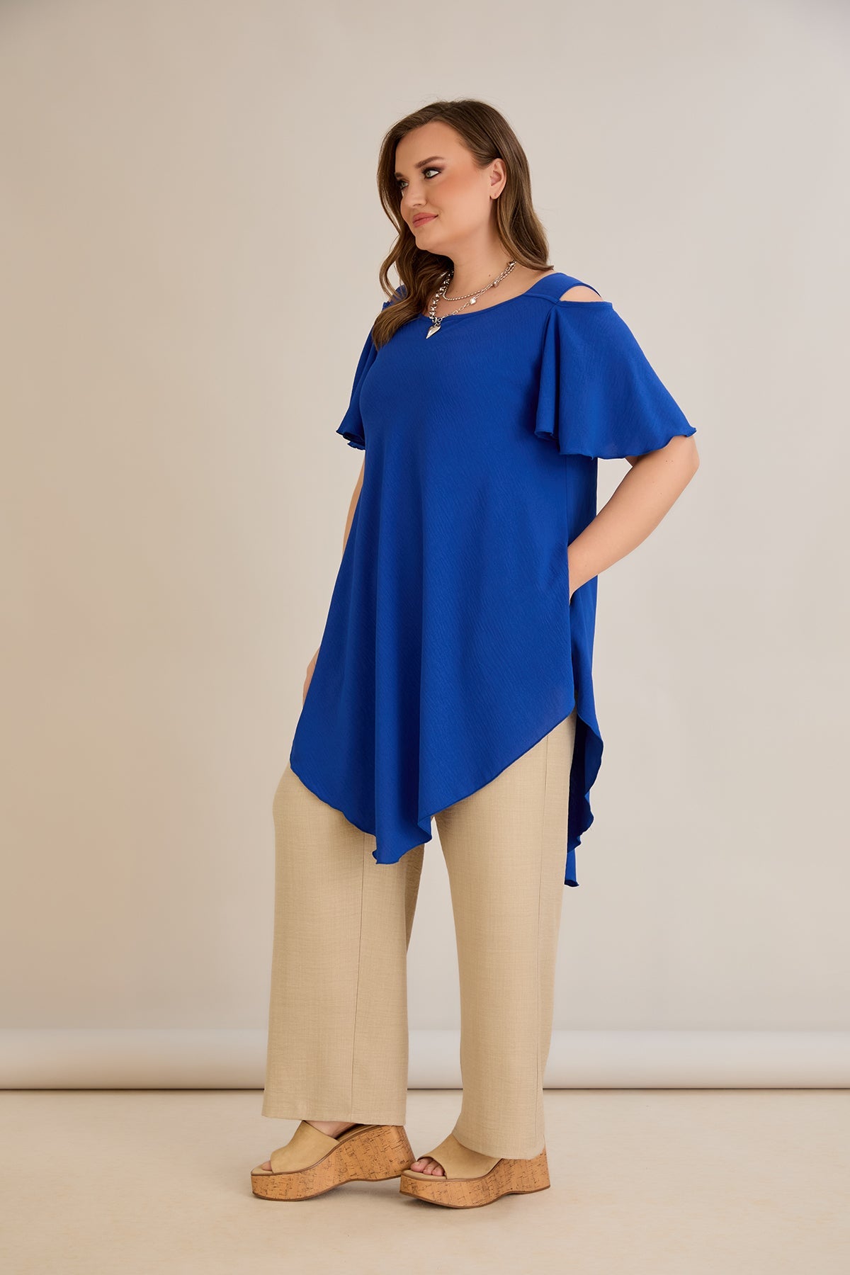 Asymmetrische Tunika mit Cut-Out-Schulter - Blau