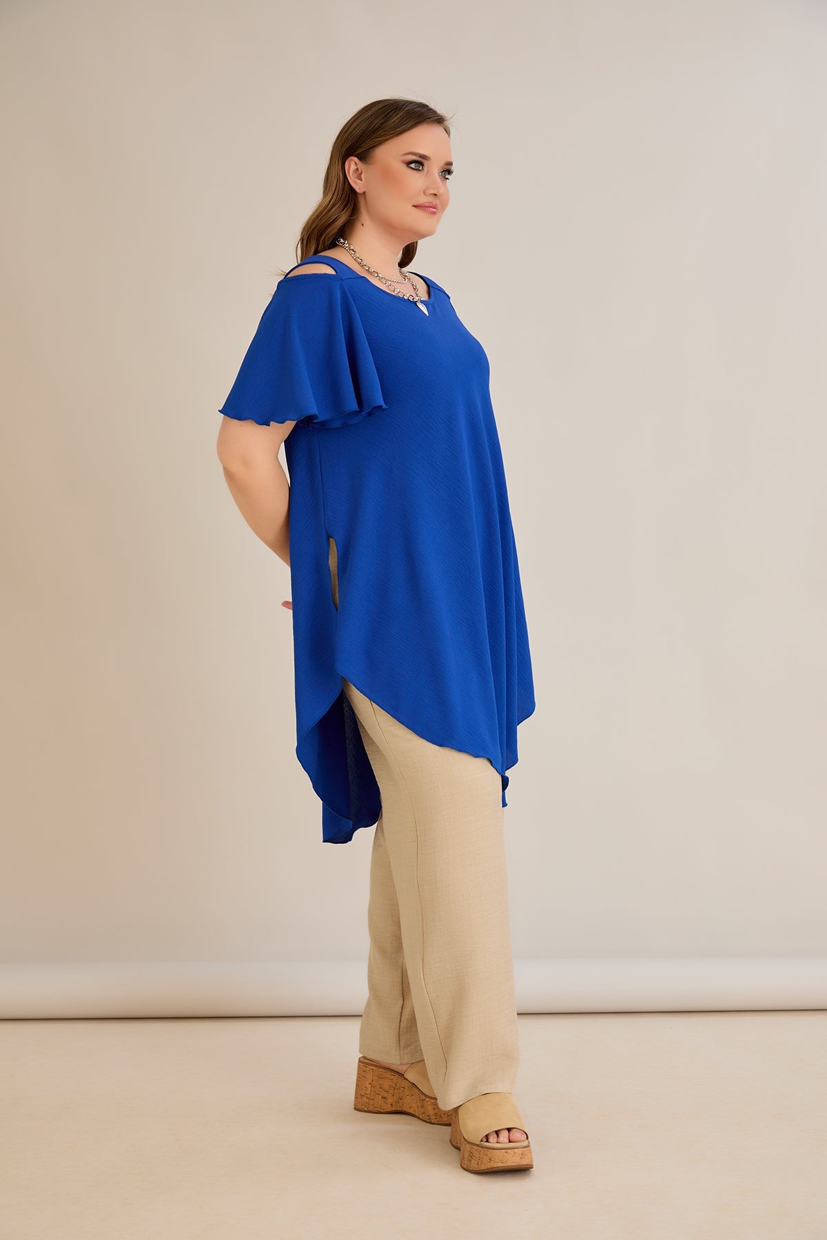 Asymmetrische Tunika mit Cut-Out-Schulter - Blau
