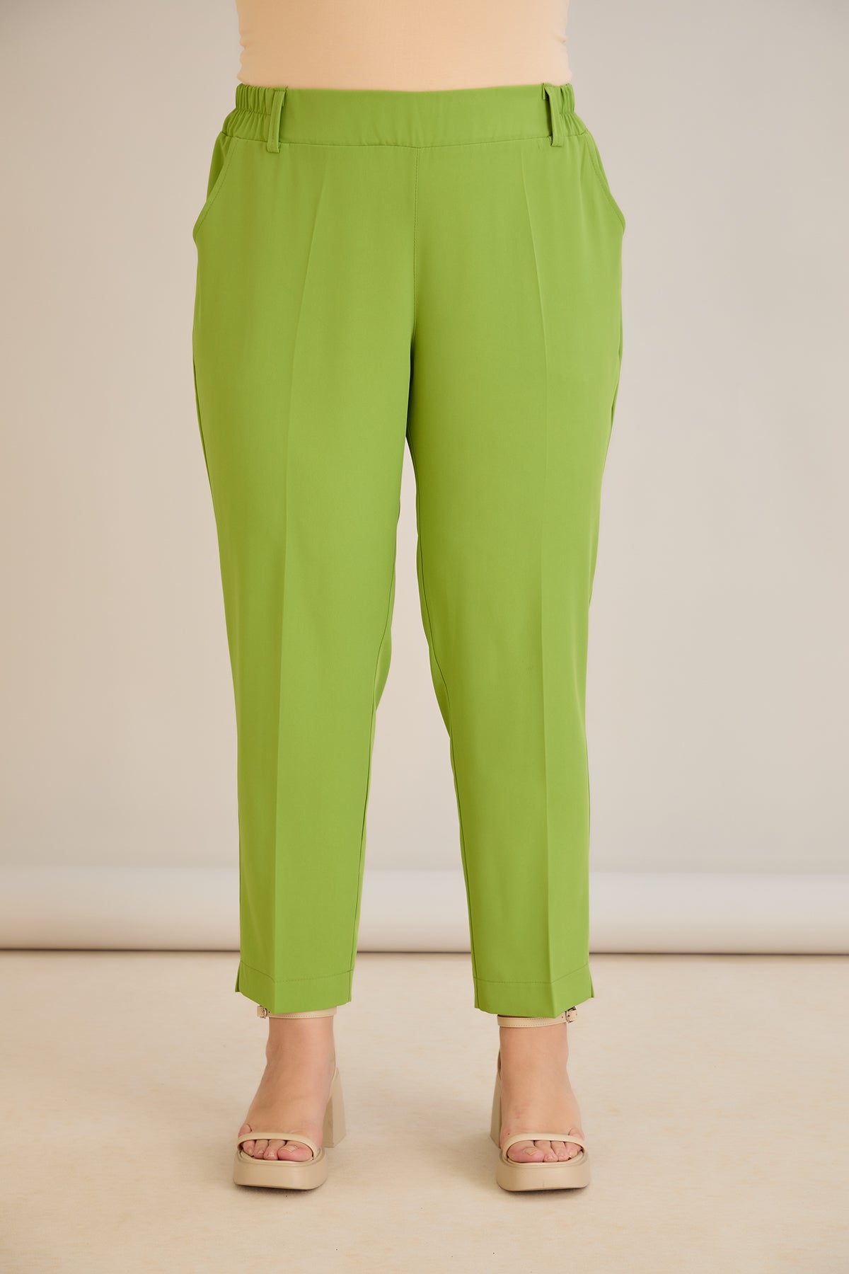 Leichte, elastische Sommerhose - Grün – Grün