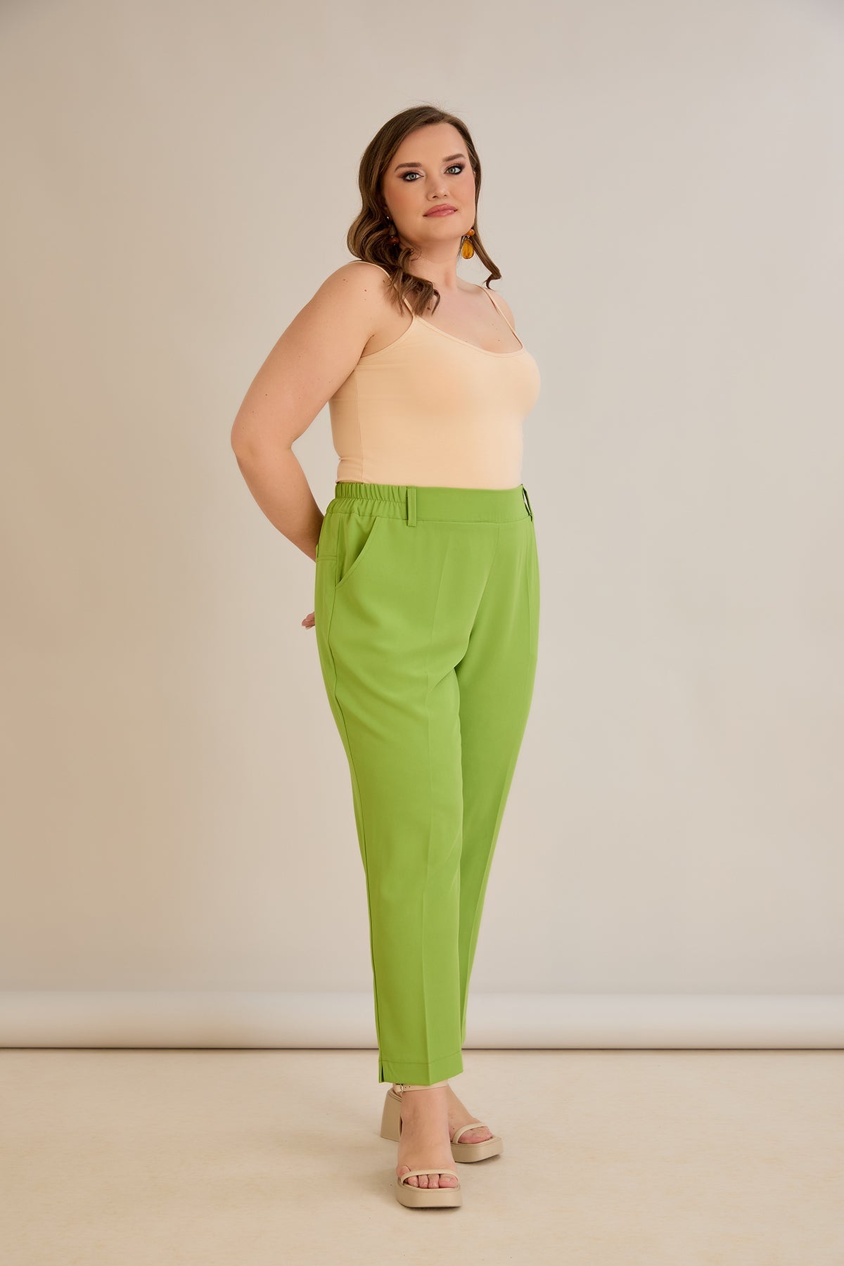 Leichte, elastische Sommerhose - Grün – Grün