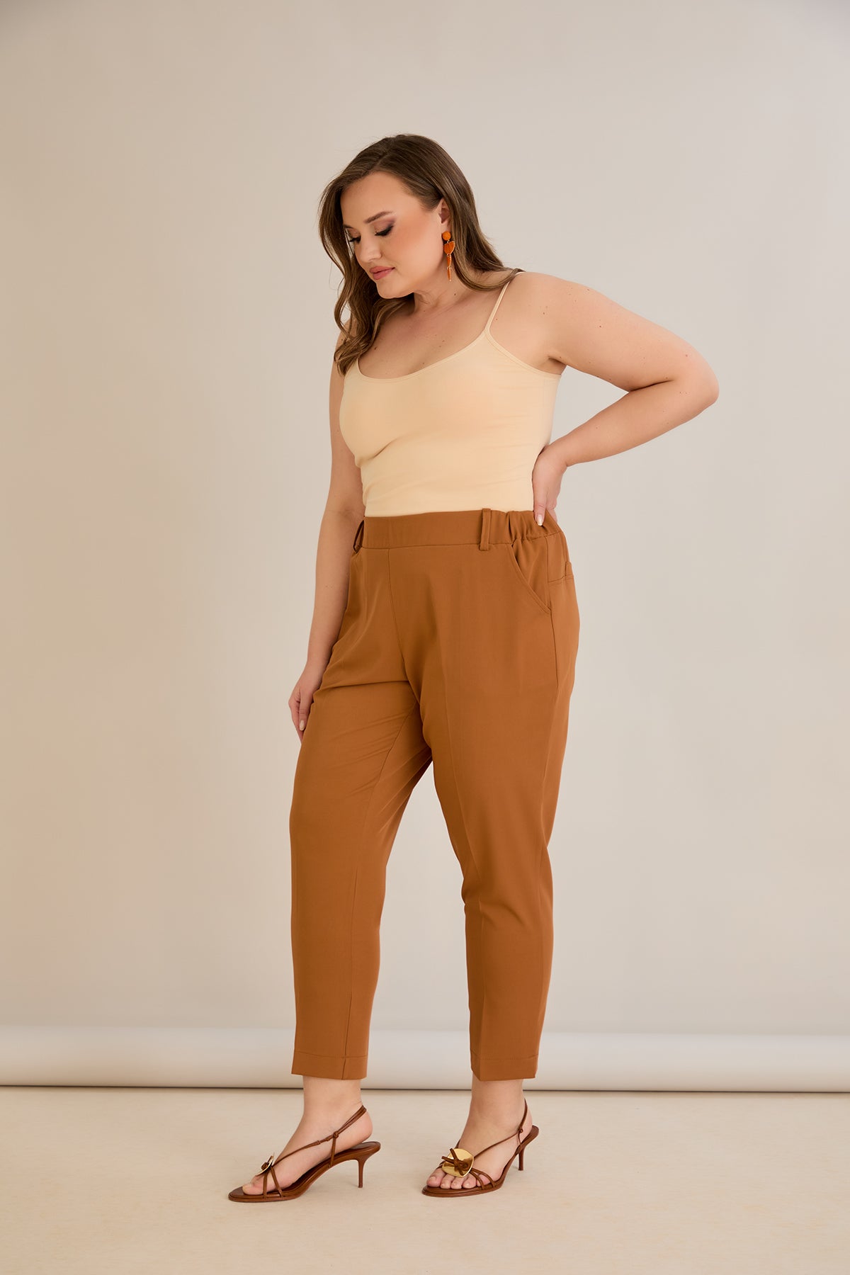 Leichte, elastische Sommerhose - Karamelle