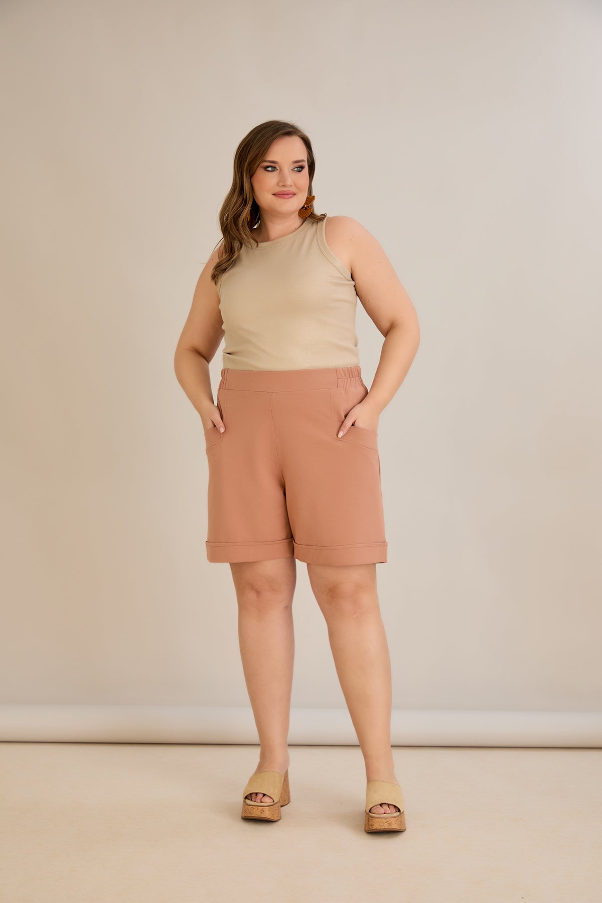 Kurze Hosen - Mocca