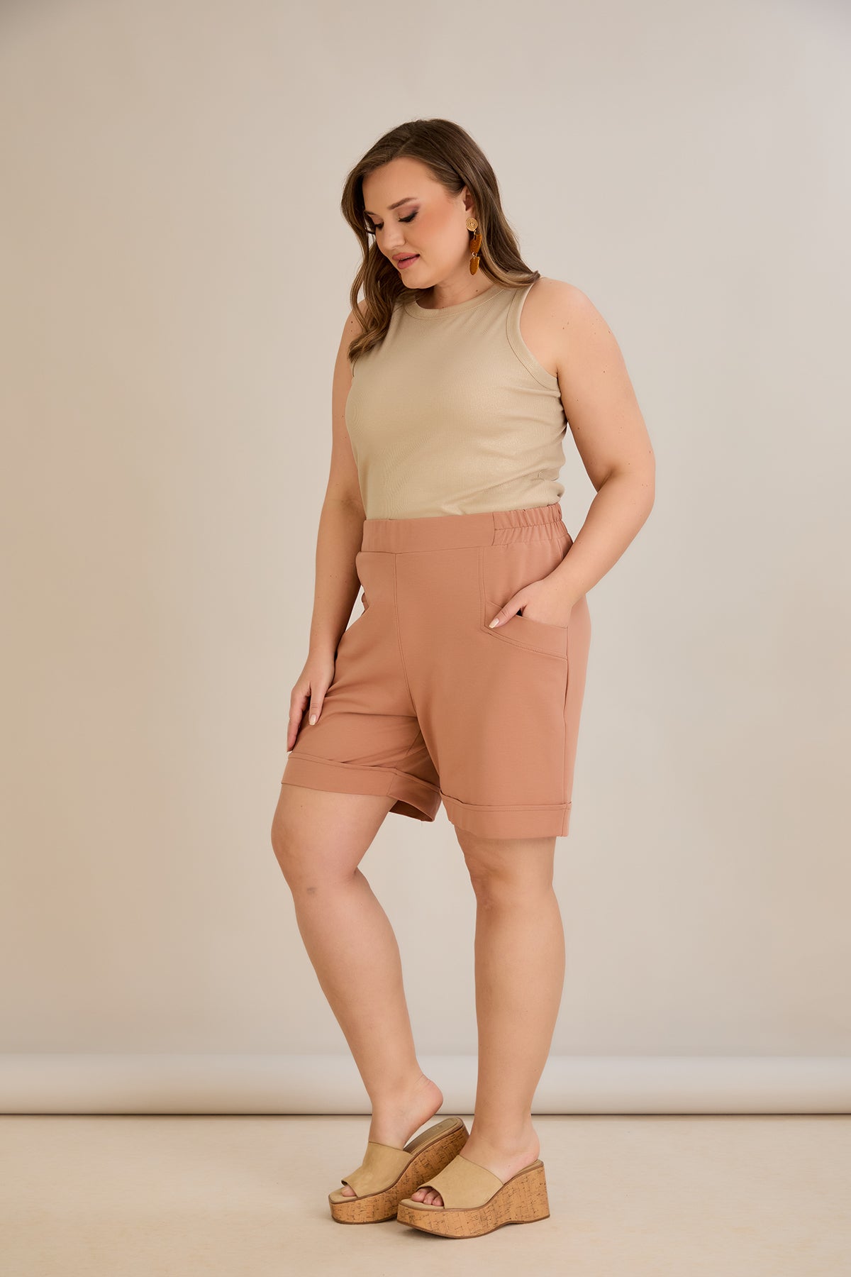 Kurze Hosen - Mocca