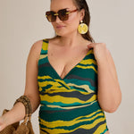 Badeanzug mit V-Ausschnitt und drapierter Front - Tropic – Multifarbe