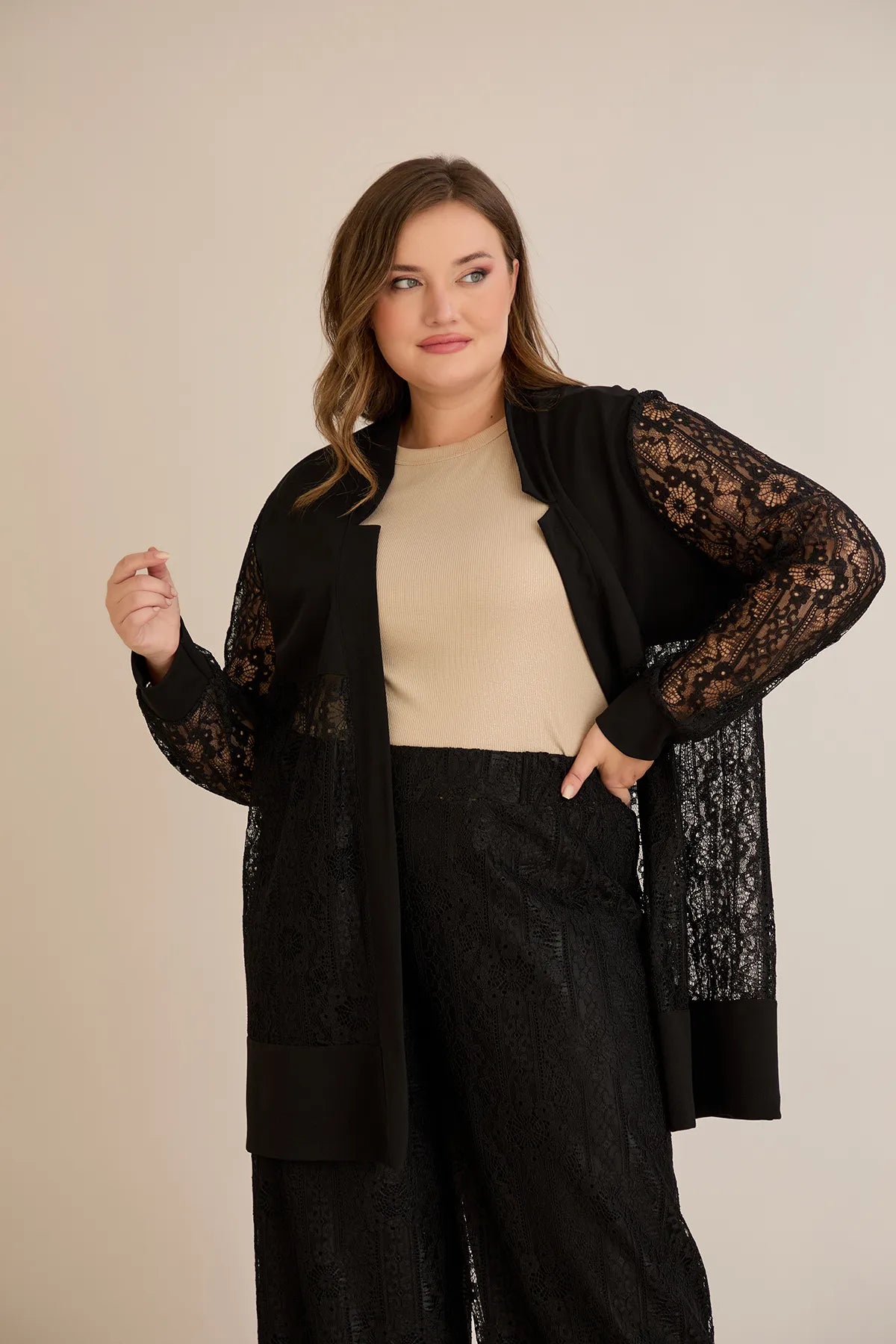 Elegantes festliches Spitzen-Set – Schwarz