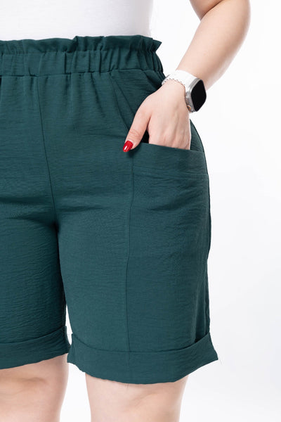 Kurze Shorts - Grün