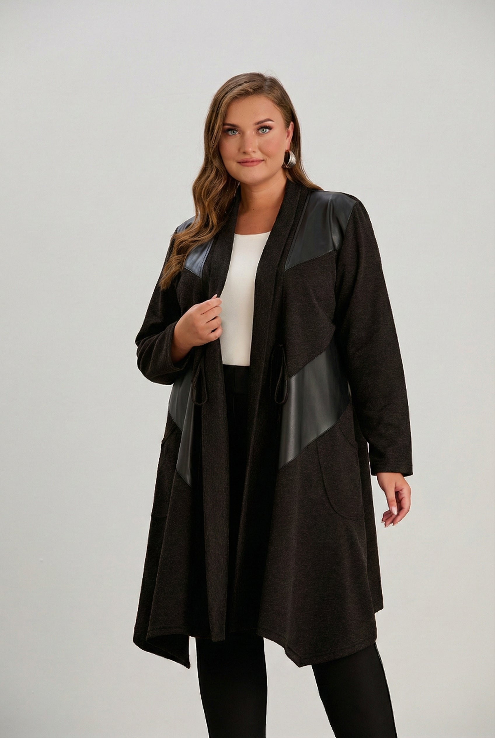 Elegante Weste mit Lederdetails und Schnürung – Schokolade – Schokolade