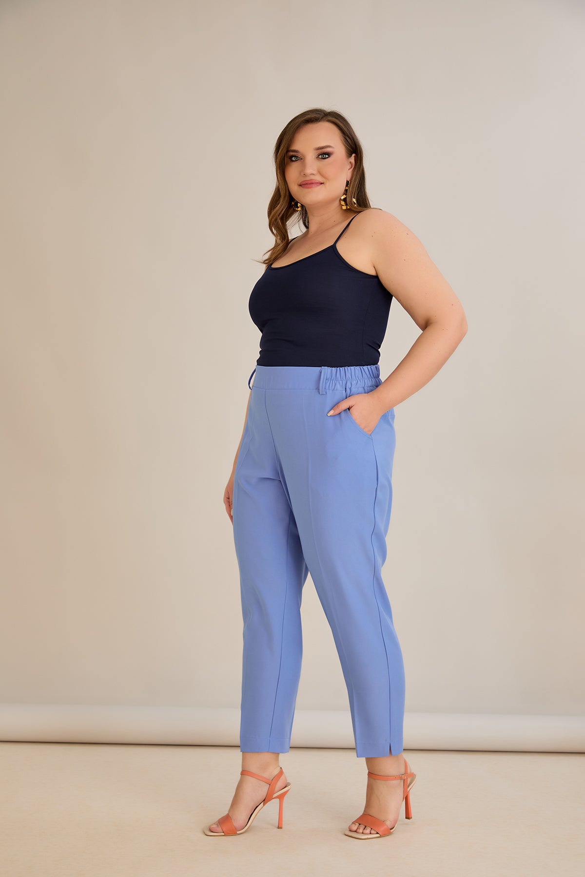 Leichte, elastische Sommerhose in Übergrößen - Blau