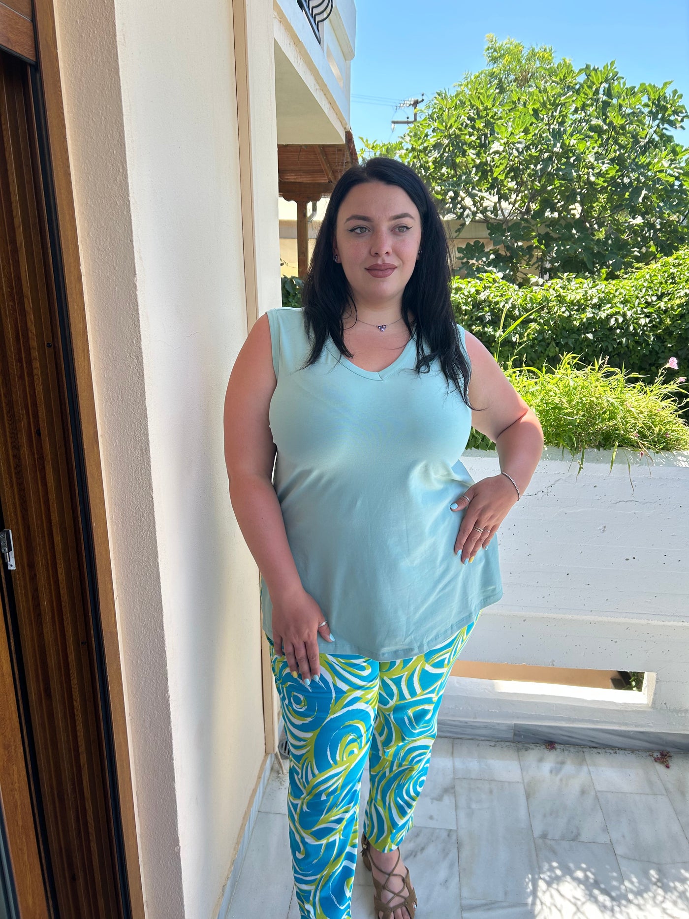 Elastische Hose mit Print und Gummibund
