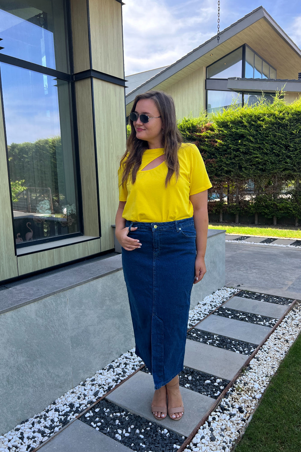 Formende Jeansrock in Midilänge