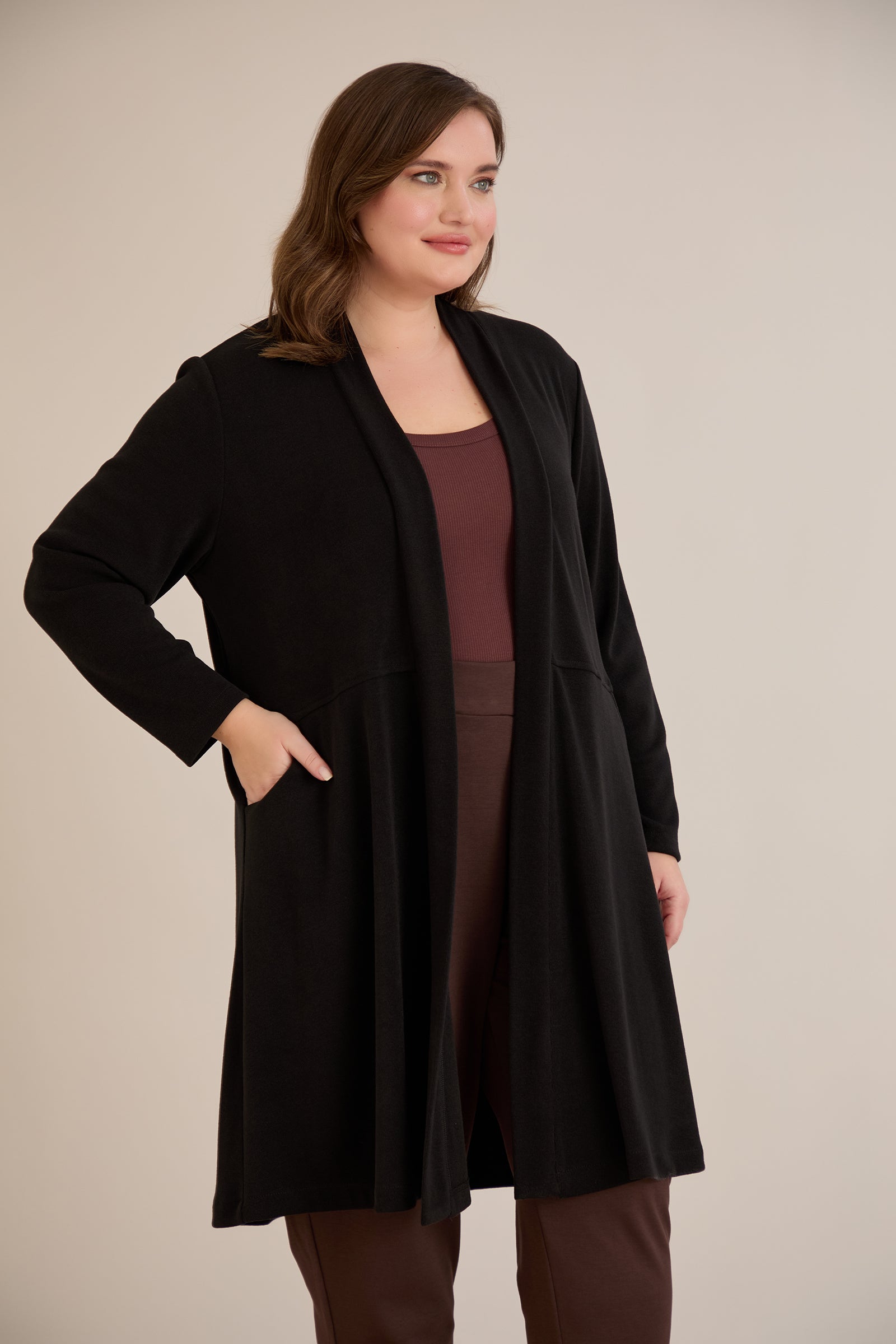 Langer Cape-Cardigan - Schwarz – Schwarz