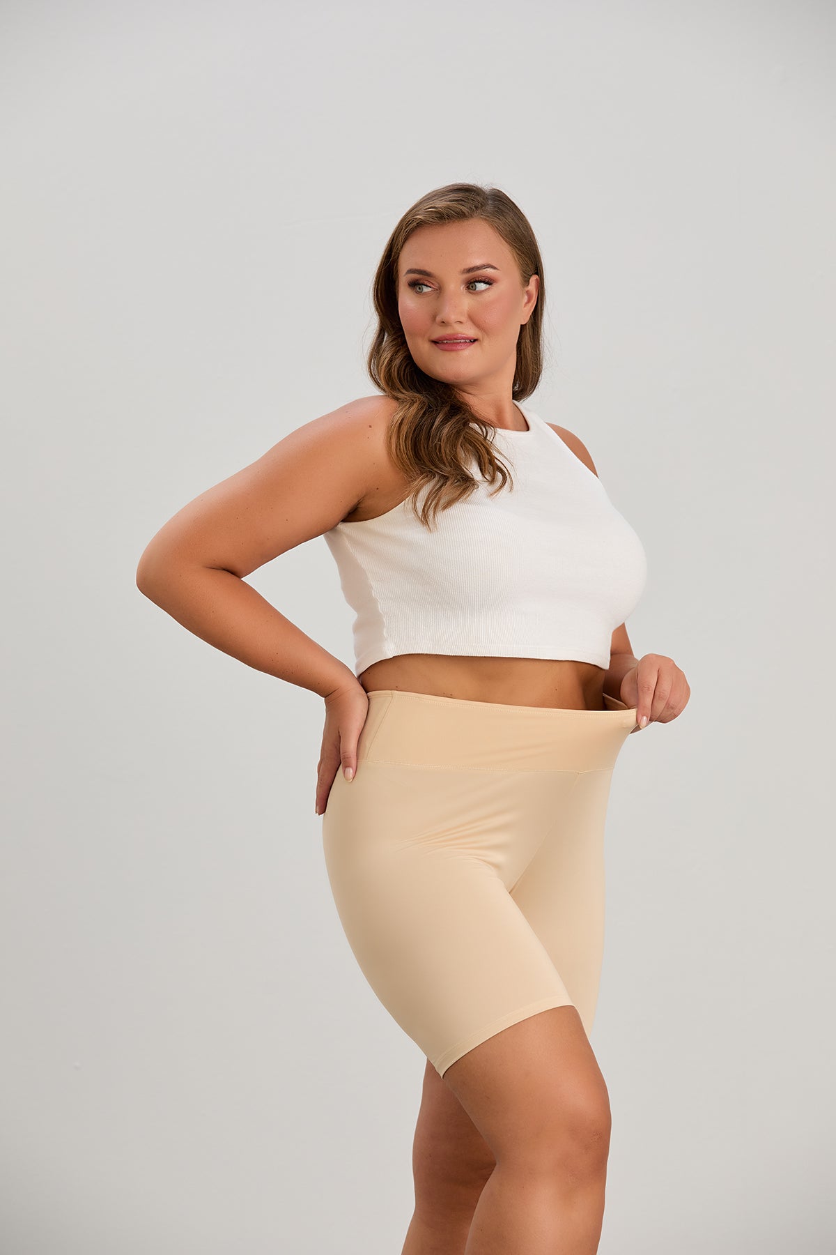 Kurze Leggings aus Mikrofaser mit Scheuerschutz - beige