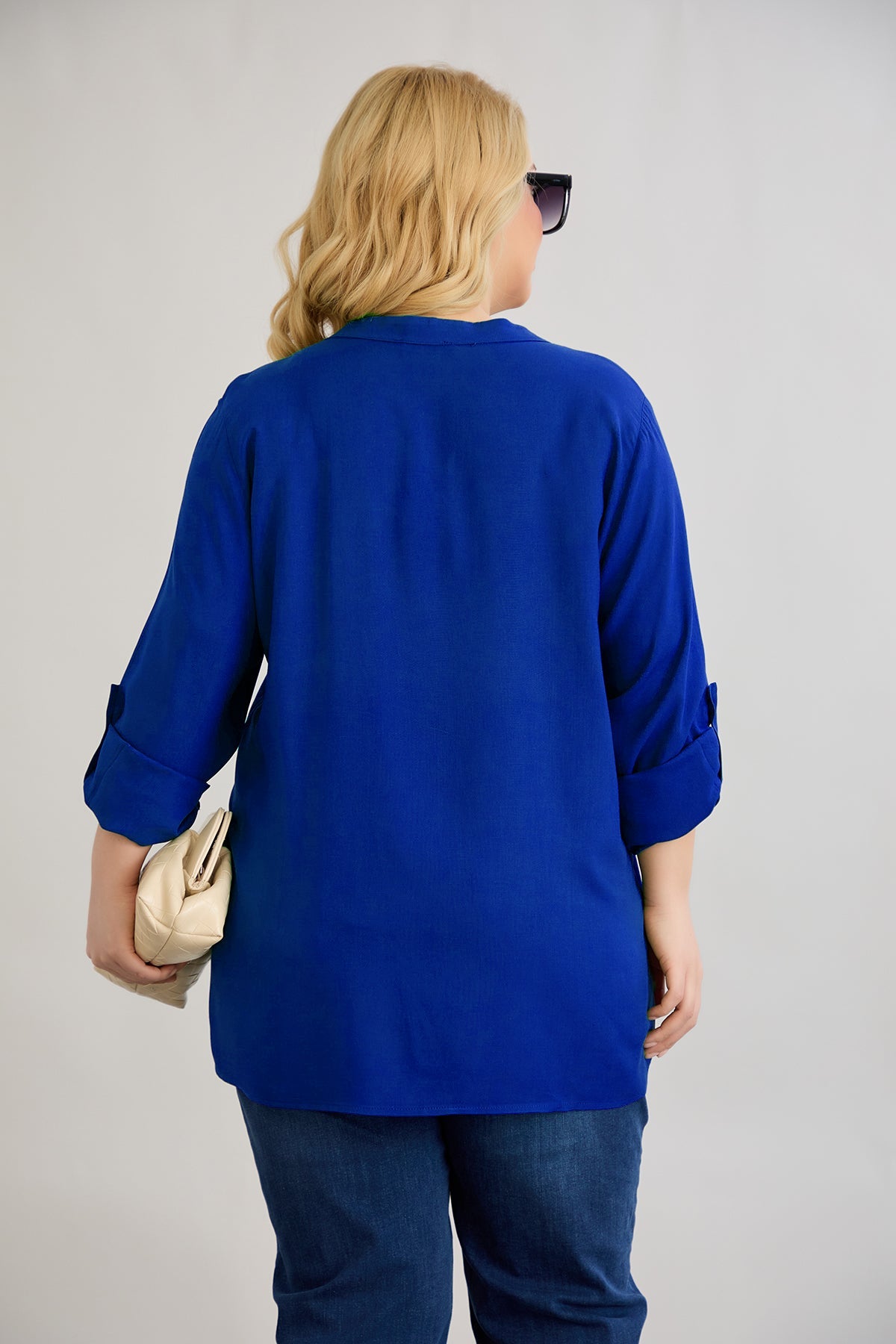 Bluse aus Viskose mit Reißverschluss am Halsausschnitt - Blau