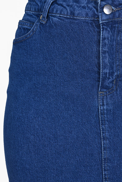 Formende Jeansrock in Midilänge