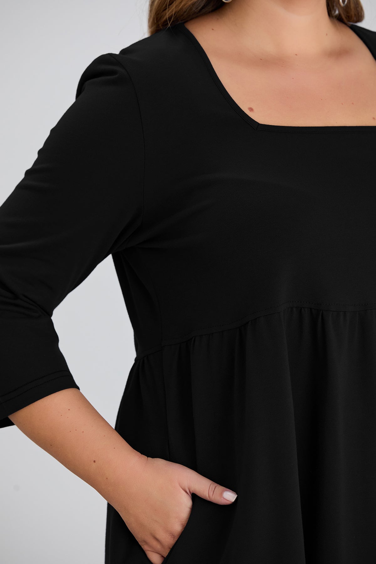 Longshirt, A-Linie, Carree-Ausschnitt, 3/4-Arm in Schwarz