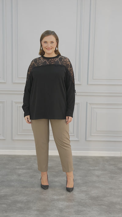 Elegante Jersey-Bluse mit Spitze in Übergrößen