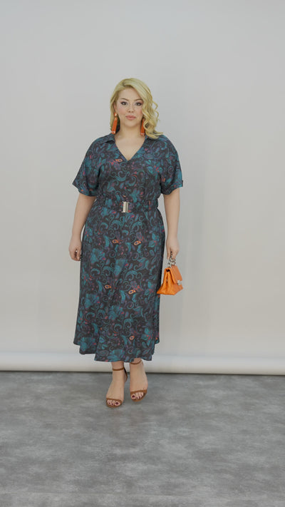 Kleid aus Viskose mit floralem Print